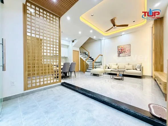 Phố Trần Nguyên Hãn_Vũ Chí Thắng, Siêu phẩm xây mới độc lập