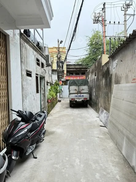 NHÀ ĐẸP MỚI XÂY – LÔ GÓC HỒ SEN  Oto vài bước chân – đỗ ngày đêm - 4,5 tỷ - 44m²