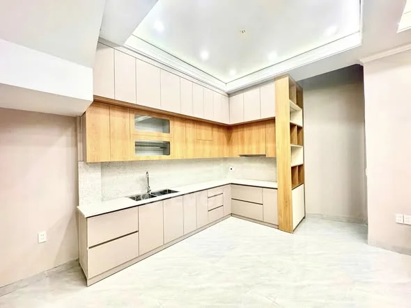 NHÀ ĐẸP 4 TẦNG XÂY MỚI ĐƯỜNG ĐÀ NẴNG NGAY CÁT BI PLAZA