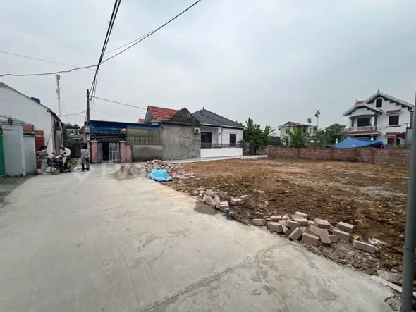 Chào bán 5 lô f0 đông sơn,thuỷ nguyên,hải phòngVị trí ngay trường học,uỷ ban,chợ