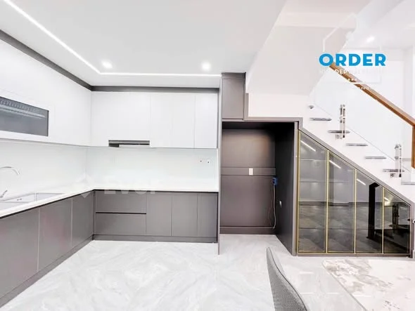 Ngay trung tâm Lạch Tray - Ngõ trước nhà thoáng đãng rộng 5m