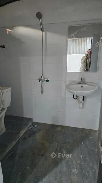 Bán đất tặng nhà cấp 4 Nhu Kiều Quốc TuấnDt 52mTrục chính vào 100m, oto đỗ cửa