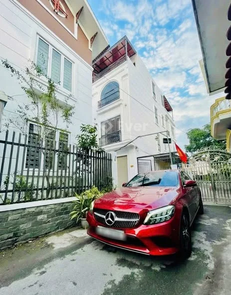 Nhà 4 tầng XÂY MỚI -  ĐỘC LẬP oto đỗ sát nhà Phương Lưu- Hải Phòng - 3 tỷ - 42m²