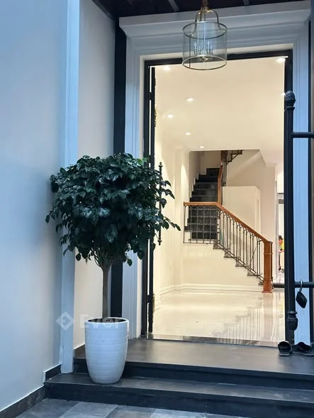 Siêu phẩm (có thang máy) tuyến 2 phố Hai Bà Trưng - HP (
6,99 tỷ)
 Dt: 64m x 5 tầng
 Hướng: Đông Bắc - 6,99 tỷ - 20m²