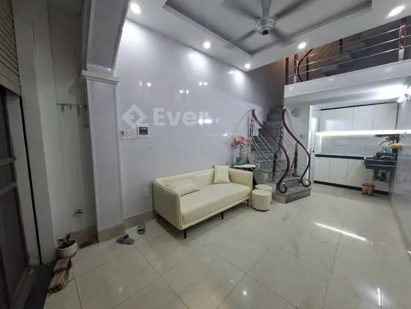 196 Tô Hiệu Nhà 3 Tầng Mặt ngõ Thông Dt 25mx3 Tầng từ tầng 2 đua văng