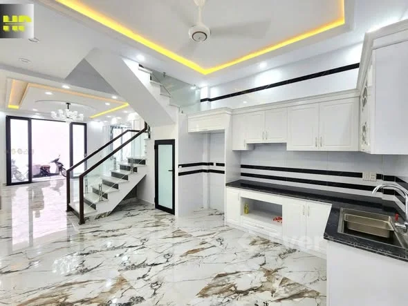 Cơ hội sở hữu nhà Hồ Sen - Giá hấp dẫn từ 3.15 tỷDiện tích : 45m2 x 3 tầng ( 3N , 3WC)