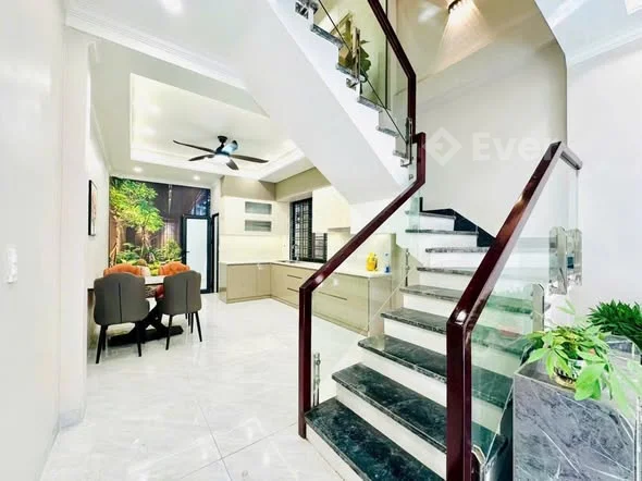 Nhà 42m2 x 3 tầng xây độc lập Trung LựcNgay cạnh đường 30m