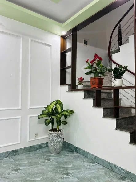 Nhà 3 tầng mặt ngõ khu Đằng Hải, Hải An. Ngõ to ~5m ô tô đỗ cửa. • Diện tích: 40m².