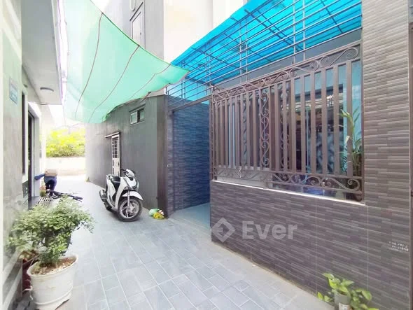 NHÀ 3 TẦNG ĐỘC LẬP MIẾU HAI XÃ, mới xây được 1 năm Diện tích: 41m2