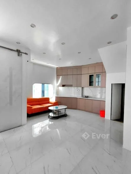 ∆∆∆ HOA KHÔI 5 TẦNG LÔ GÓC XUẤT HIỆN GIỮA LÒNG THÀNH PHỐ LƯƠNG KHÁNH THIỆN NGAY CHỢ GA - 3,25 tỷ - 40m²