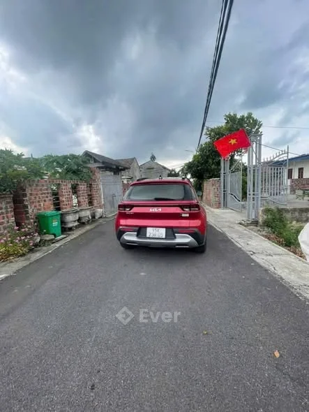 Đường to ko lo mất giá Bao giá toàn khu vực. Ko nhanh lại mất lượt bà con ơ