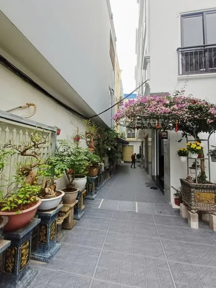 BÁN NHÀ 3 TẦNG LÔ GÓC THOÁNG ĐẸP PHỐ CHỢ LŨNG HOA -P. ĐẰNG HẢI - Q. HẢI AN