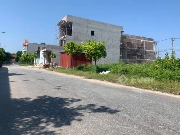 Hàng mới tinh, sổ đẹp như Ngọc Trinh.Chính chủ cần tiền bán nhanh mảnh đất đẹp tại KĐT Hồng Lạc