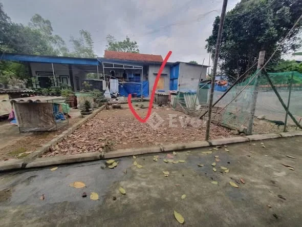 Chính chủ gửi bán lô đất tại thôn 1 Chính Mỹ./ Nay thuộc phường Lê Ích Mộc