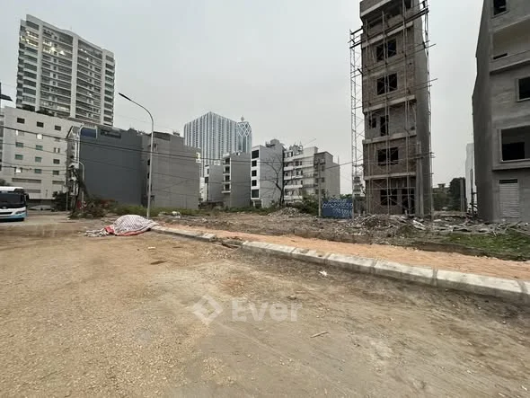 20b Lê Hồng Phong sáng đèn