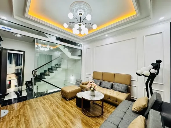 Bán nhà 4 tầng tại mặt tuyến 2 Hùng Duệ Vương - Hồng Bàng đường 5m ngõ thông thoáng ô tô qua lại