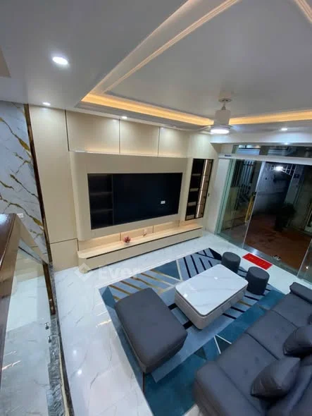 Nhà Trong ngõ An Dương 1– Full nội thấtDiện tích: 62m²x 4 tầng Kết cấu: 3.5 tầng - 3,55 tỷ - 62m²