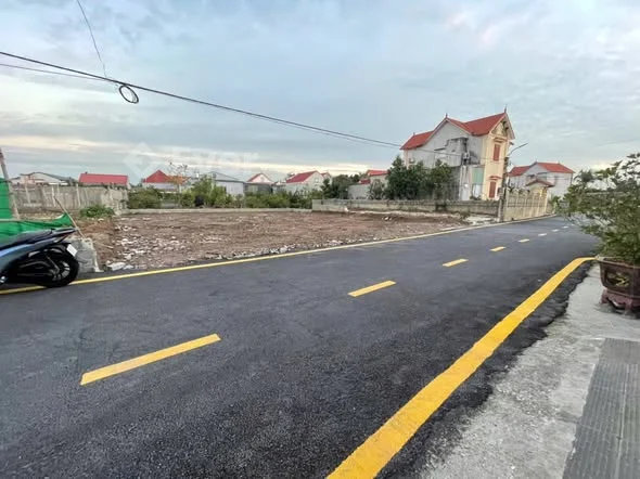 Hiện tại e còn 2 lô F0 điểm nóng đoàn xá Diện tích sử dụng 82m2