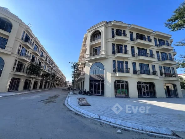 CHÍNH CHỦ CẦN BÁN NHÀ LIỀN KỀ – 4,5 TẦNG TẠI TRUNG TÂM PHƯỜNG QUÁN TOAN, QUẬN HỒNG BÀNG, HẢI PHÒNG