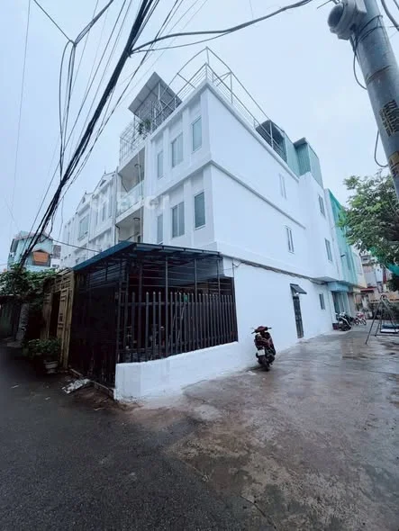 BÁN GẤP NHÀ TẠI TRUNG LỰC , Ô TÔ ĐỖ CỬA 54m2 x3,5 tầng - nhà đẹp ở luôn40m2