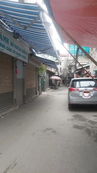 MẶT NGÕ TO 229 HÀNG KÊNH KHU ĐÔNG DÂN CƯGIÁ RẺ NHẤT KHU LẠCH TRAY