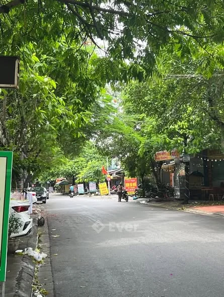 NHÀ MỚI ĐẸP MẶT ĐƯỜNG HOÀNG MINH THẢO, VỊ TRÍ ĐẸP- VỈA HÈ RỘNG