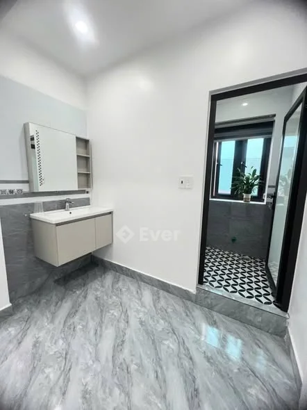 BÁN NHÀ ĐỘC LẬP 3,5 TẦNG 3 MẶT THOÁNG MIẾU HAI XÃ - 3,65 tỷ - 74m²