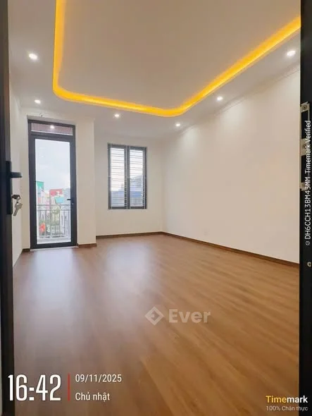 Chính chủ cần bán nhà mặt ngõ thông 373 Ngô Gia Tự kinh doanh buôn bán quá ok