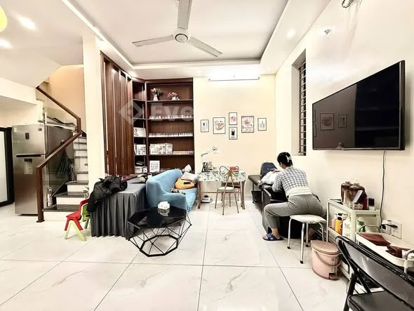 Mặt ngõ Tôn Đức Thắng Gần chợ An Dương , gần bv việt Tiệp, gần Tô Hiệu.