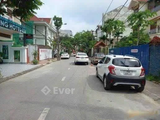 Bán 2 lô liền kề Đất tuyến 2 Văn Cao- Gi.á: 135 tr/m (có thỏa thuận) (~ 27 t.ỷ)