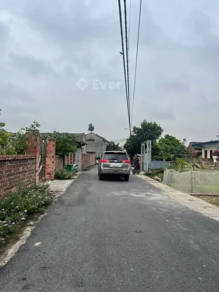 Đường to ko lo mất giáBao giá toàn khu vực. Ko nhanh lại mất lượt bà con ơi