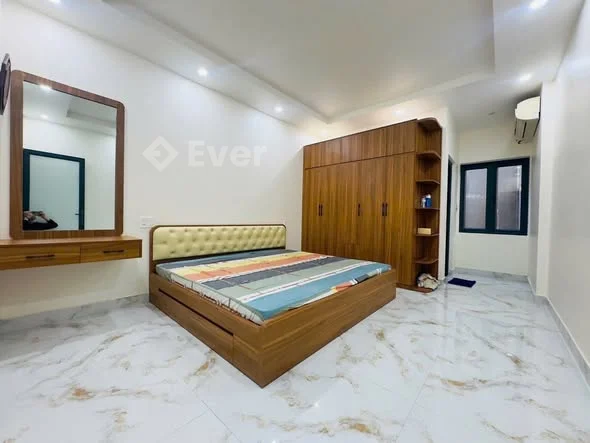 Nhà 75m2, 4 tầng phân Lô rất đẹp tuyến Lê Hồng Phong – Nhà 4 Tầng Dân Xây Có Thang Máy Ngang rộng