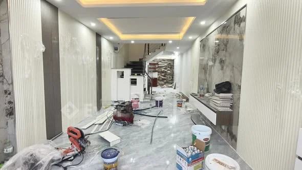 Nhà 3 tầng dân xây, độc lập ô tô vào nhà tại #Đằng_Lâm.