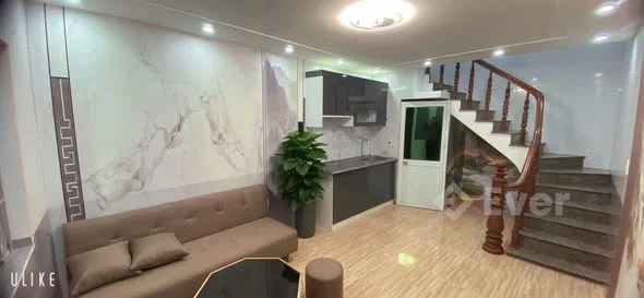 Căn nhà nhỏ xinh ngõ 202 Miếu Hai Xã - Hơn 800triệu • Diện tích : 25m2 x 2 tầng , chắc chắn