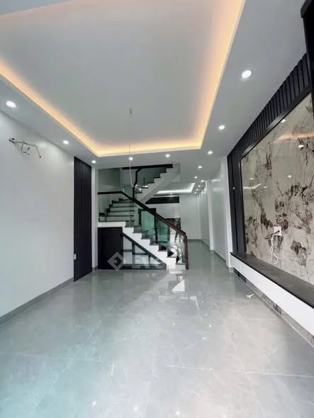 Mặt đường Hàng Tổng, Hải An, Hp - 48m2 - 4 tầng xây mới chỉ hơn 5 tỉ chút