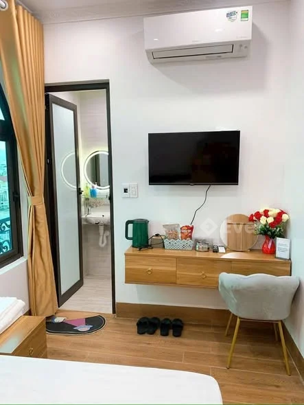 Bán Khách Sạn mặt đường Đông Khê giáp Lê Hồng Phong .- Diện tích 44m2