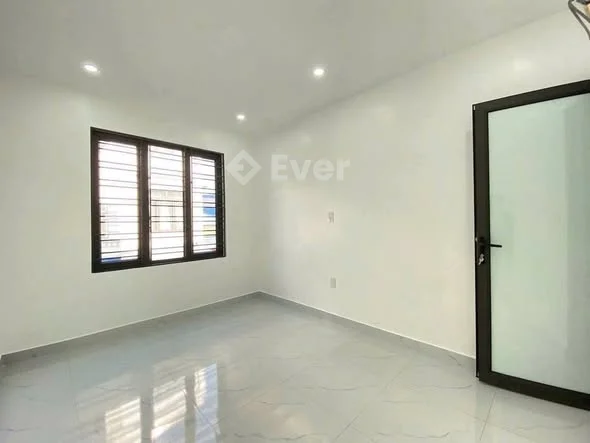 CHỦ CẦN TIỀN BÁN GẤP NHÀ TẠI TRUNG HÀNH , NGÕ RỘNG 45m2