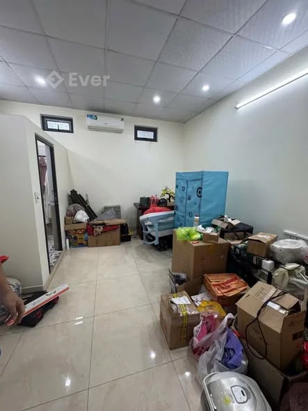 Nhà mặt đường Hoàng Ngọc Phách - tuyến 2 Quán Nam, 93m2 - ngang 4.2m - 2 tầng