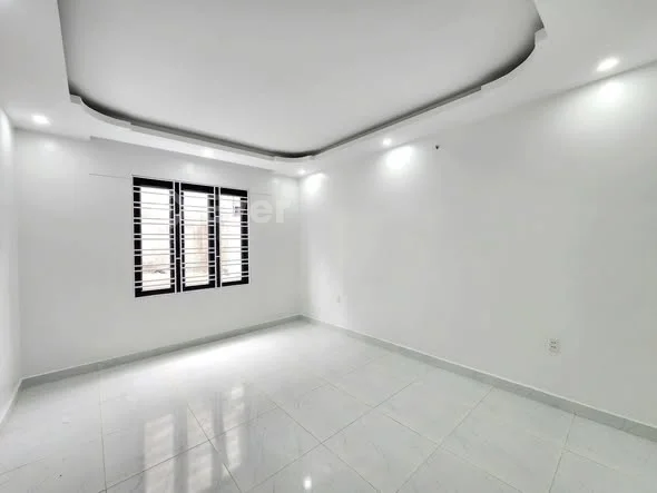 NHÀ XÂY MƠI NGÕ NAM PHÁP 1 – VÀI BƯỚC RA LẠCH TRAY PHỐ