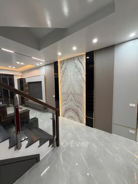 Nhà phố Hoàng Ngọc Phách - ô tô đỗ cửa 24/7