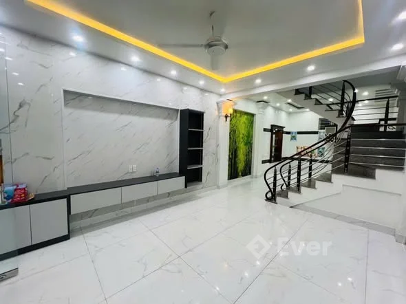 Nhà Đẹp Ngõ Thông Phố - Phương Lưu Mặt Ngõ