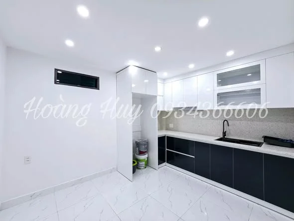 NHÀ 3,5 TẦNG SÂN CỔNG RIÊNG TUYẾN 2 PHỐ TÔ HIỆU - LÊ CHÂN - HẢI PHÒNG