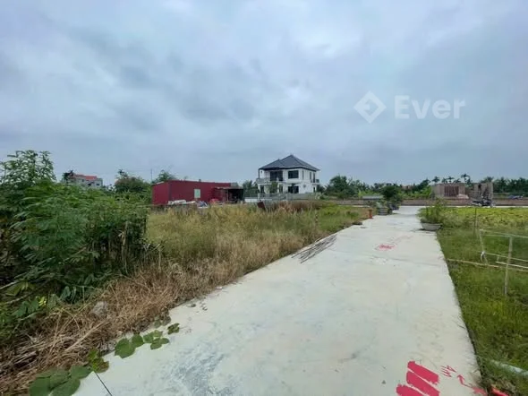 Duy nhất xót lại lô kiều Hạ Quốc Tuấndt 70m2ngõ rộng 4-5m nông oto đỗ cửa