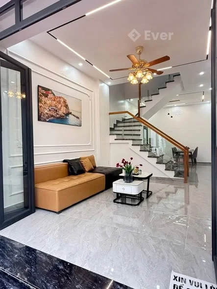 Tìm đâu ra nhà 3 tầng Trung Hành -Xây Mới ĐỘC LẬP ,Nở hậu, ngõ đi thông