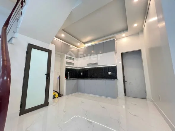 NHÀ DÂN XÂY ĐỘC LẬP – NGÕ 112A NGÔ QUYỀN Thông sang 270 Lê Lai