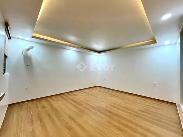 SIÊU PHẨM NHÀ ĐẸP XÂY MỚI – HỒ SEN, CHỢ HÀNG Ngõ 1 ngoặt nông – ngõ 3 xe máy tránh nhau