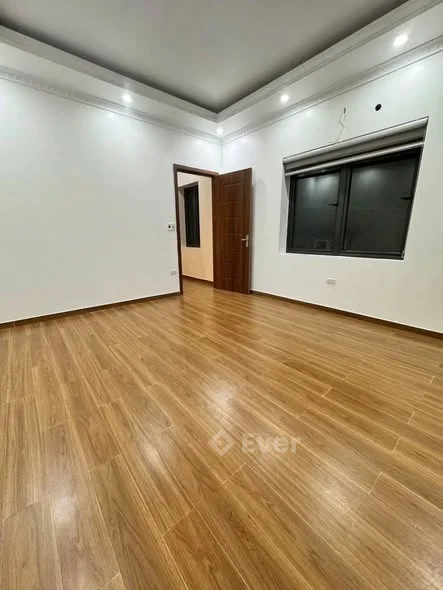 SIÊU PHẨM LÔ GÓC Mặt ngõ 261 TRẦN NGUYÊN HÃN, ô tô cách nhà 50 m