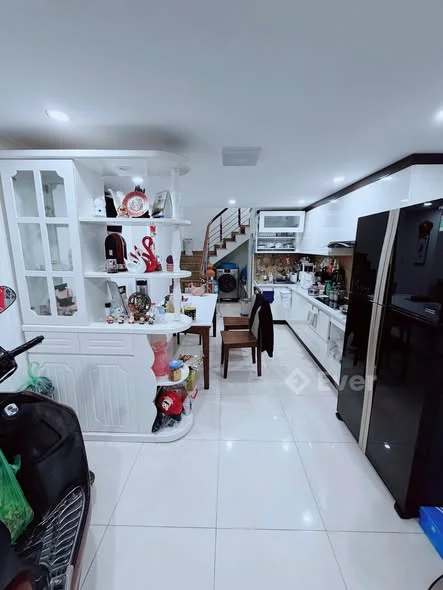 30m x4 tầng - nhà đẹp ở luôn tai ngõ 376 tô hiệucách mặt đường 20m - tặng kèm full nội thất