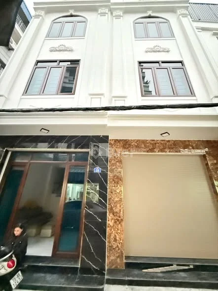 BÁN NHÀ NGÕ 476 CHỢ HÀNG Bán nhà 3 tầng xây mới ngõ thông