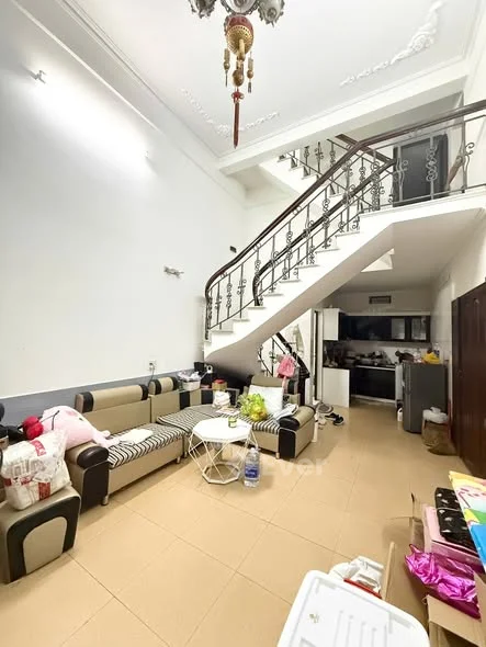 1007#
CẦN TIỀN NÊN MÌNH THU HỒI VỐN BÁN GIÁ GỐC CHO CĂN NHÀ PHỐ HÀNG KÊNH
Diện tích :45 m x 3 tầng